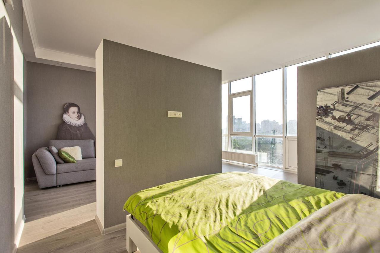 Gagarin Plaza Apartment 70 Square Metres On 12Th Floor Odessza Kültér fotó
